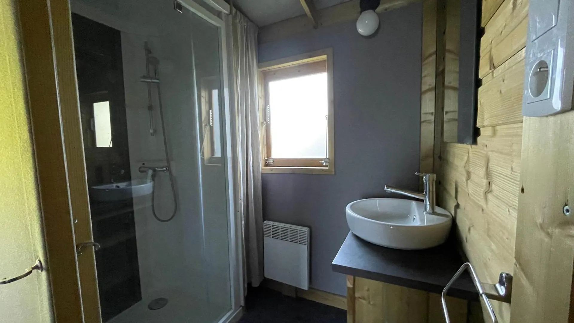 Campingplads Lodge Camping Le Plo Aveyron Sévérac-le-Château Frankrig